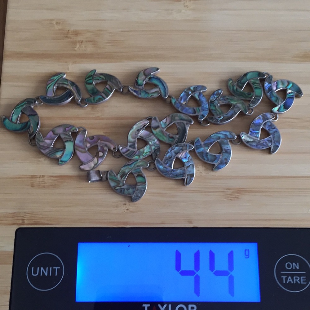 Vintage Taxco Sterling and Abalone Knot Necklace - Picture 3 of 11